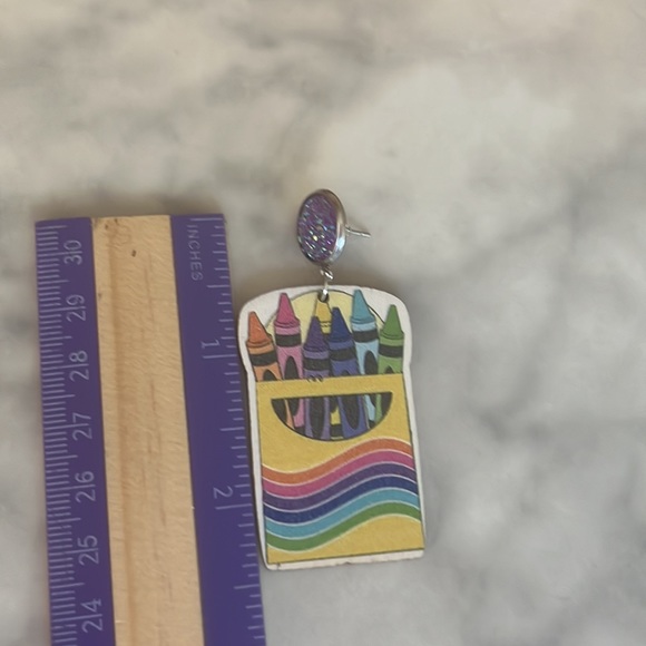 Wood Teacher Pack of Crayon with Purple stud Earrings - Picture 2 of 4